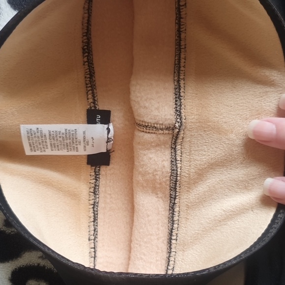 NWT Fleece Lined Translucent Leggings - Picture 9 of 10